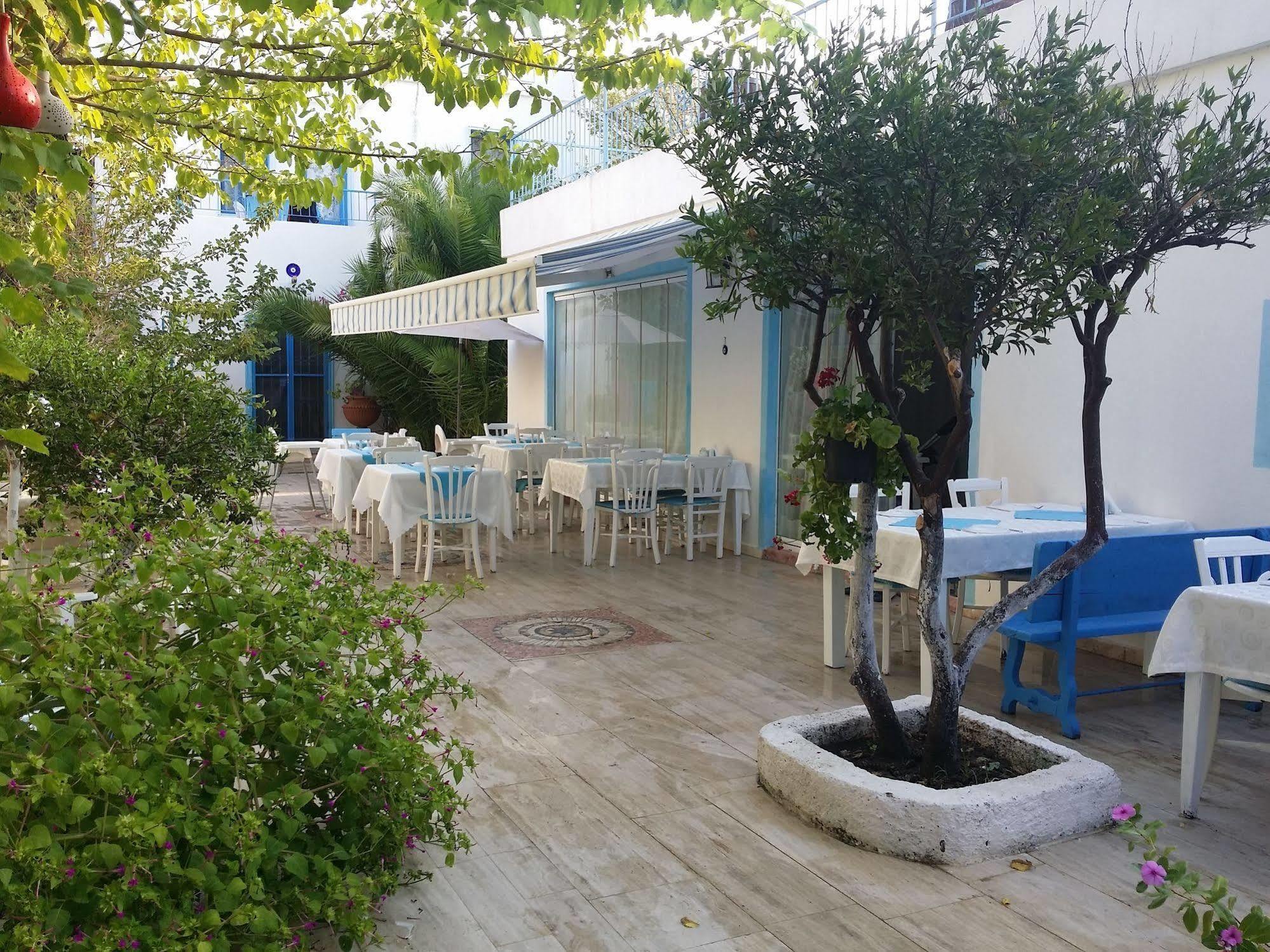 Esmana Hotel Bitez Extérieur photo